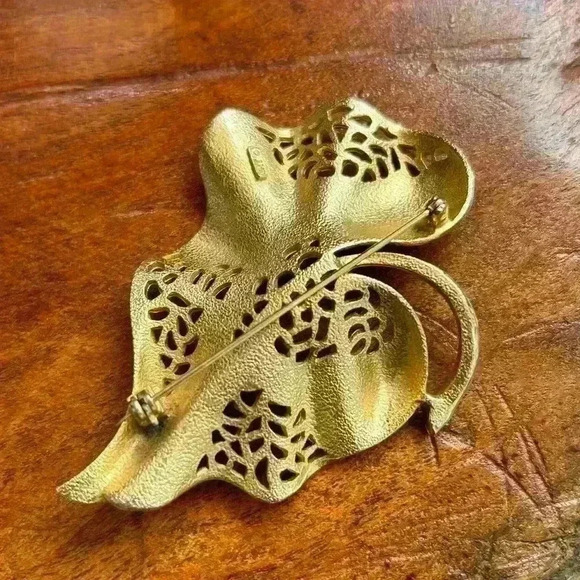 Arthur Pepper Signed Vintage leaf brooch - Picture 5 of 7